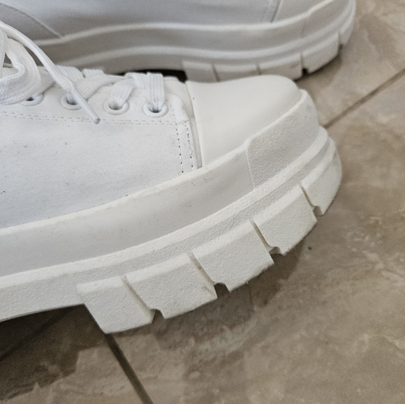 Forever 21 chunky sneakers size 7 - Picture 9 of 13